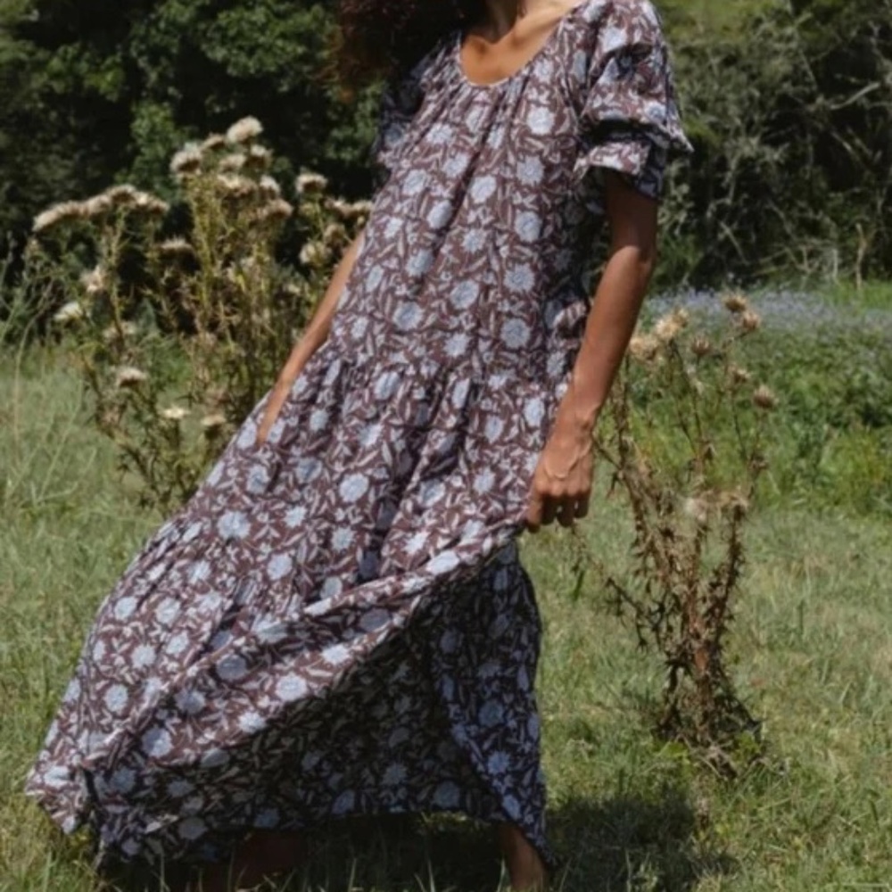 NWT Daughters of India Sahana Gown ~ Coffee